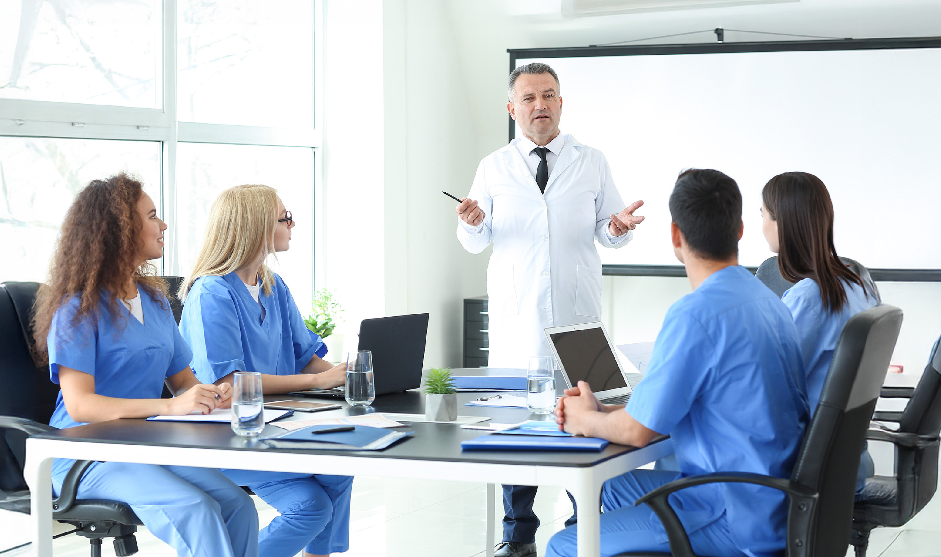 DIPLOMADO DE ESPECIALIZACIÓN EN GESTIÓN ESTRATÉGICA PARA EL SECTOR SALUD