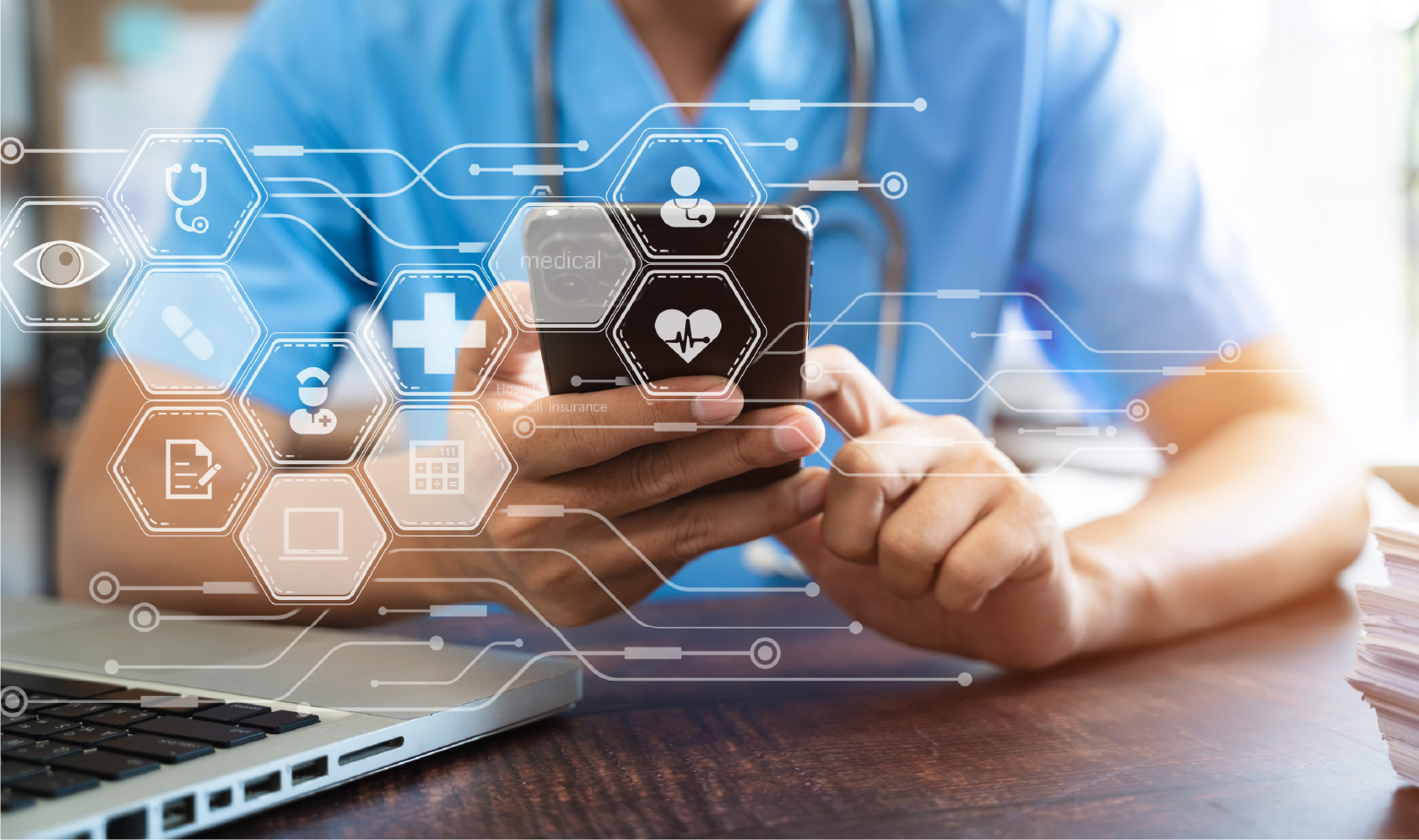 Sistemas de Información y Dispositivos Médicos: Fortaleciendo la Calidad de los Servicios de Salud